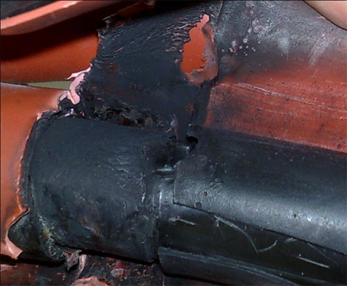 電纜終端頭事故電纜故障相解剖圖  電纜終端頭事故電纜故障相解剖圖